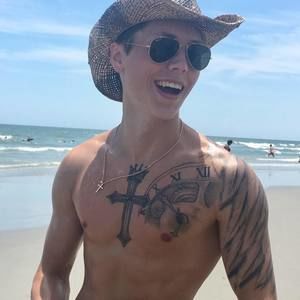 Meet your Posher, Caden